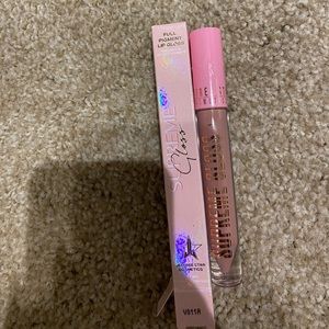 Jeffree Star supreme gloss Blow My Candles